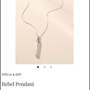 Stella & Dot Rebel Pendant in silver